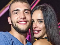 Titula trostruke majke: Veljko stigao po Bogdanu u porodilište, ona sija kao nikad pre