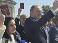 Koalicija Evropska Srbija predala RIK-u potpise za izbornu listu