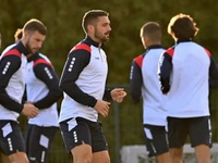 Dušan Tadić radio sklekove na treningu pred Grčku: Kapiten vratio osmeh na lica kod Orlova