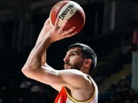 Kapiten Crvene Zvezde Ognjen Dobrić pred večiti derbi: "Igramo pred njihovom publikom, ali teren je mesto gde se pokazuje kvalitet"